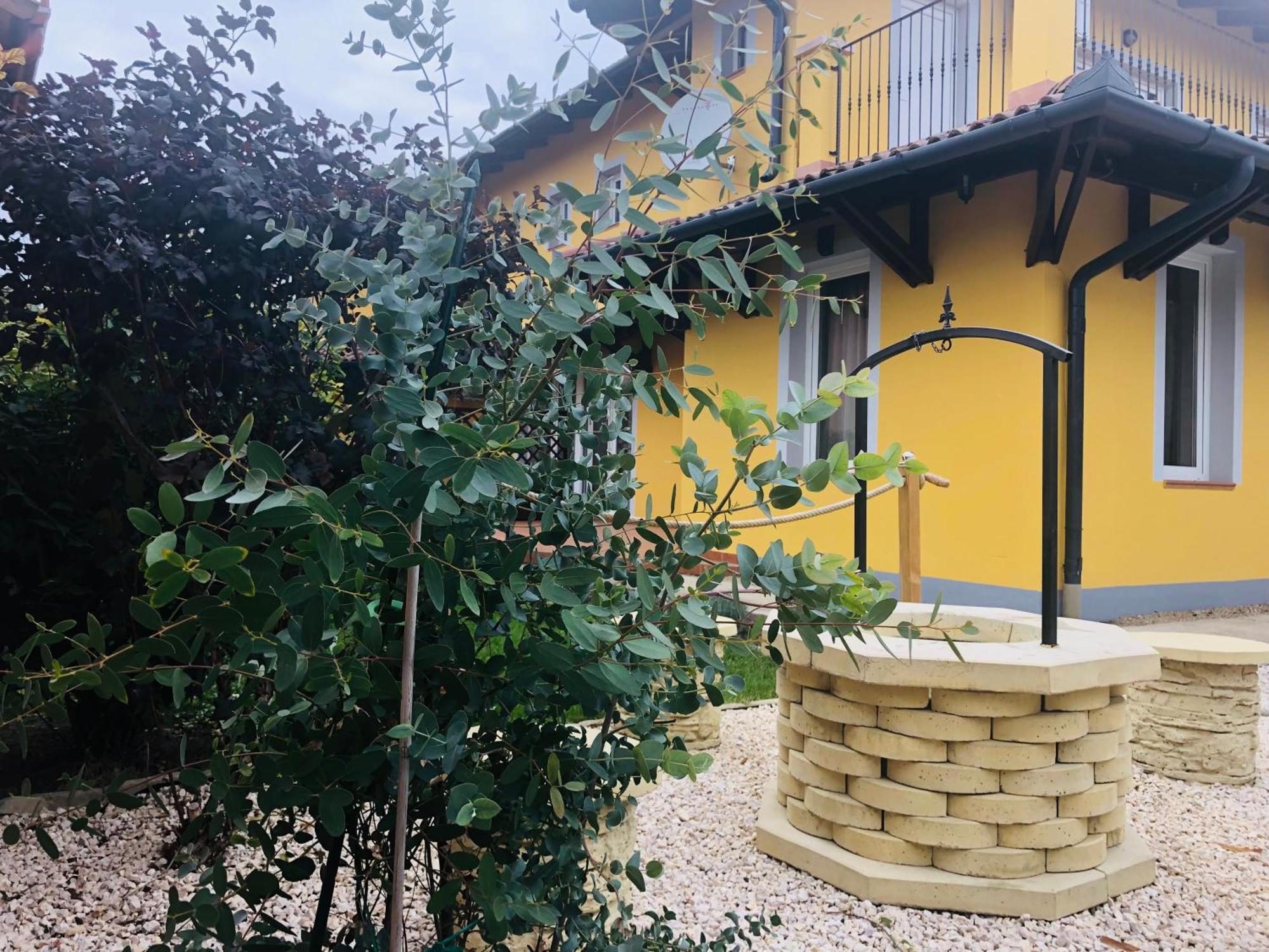 Villa Toscana Hajdúszoboszló Eksteriør billede